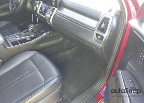 2021 Kia Sorento S z USA, uszkodzony, nr VIN 5XYRLDLC6MG004758